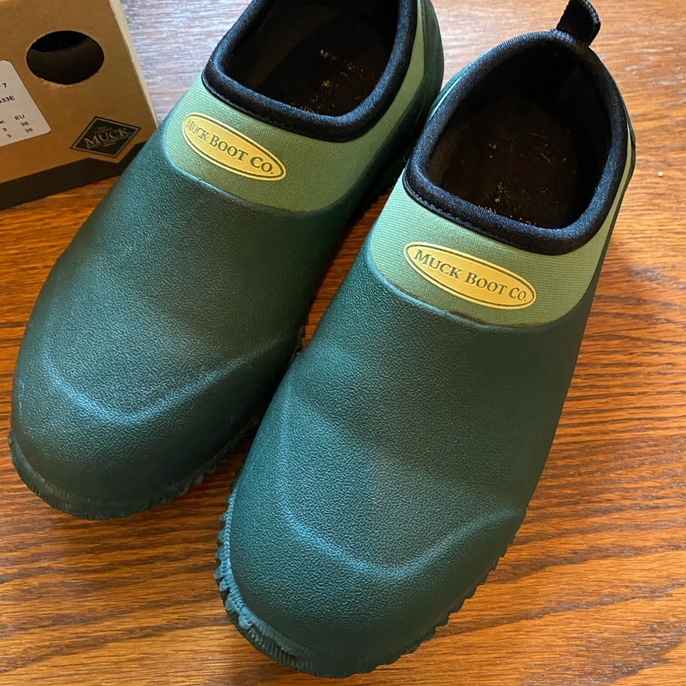 Muck Mud Shoes